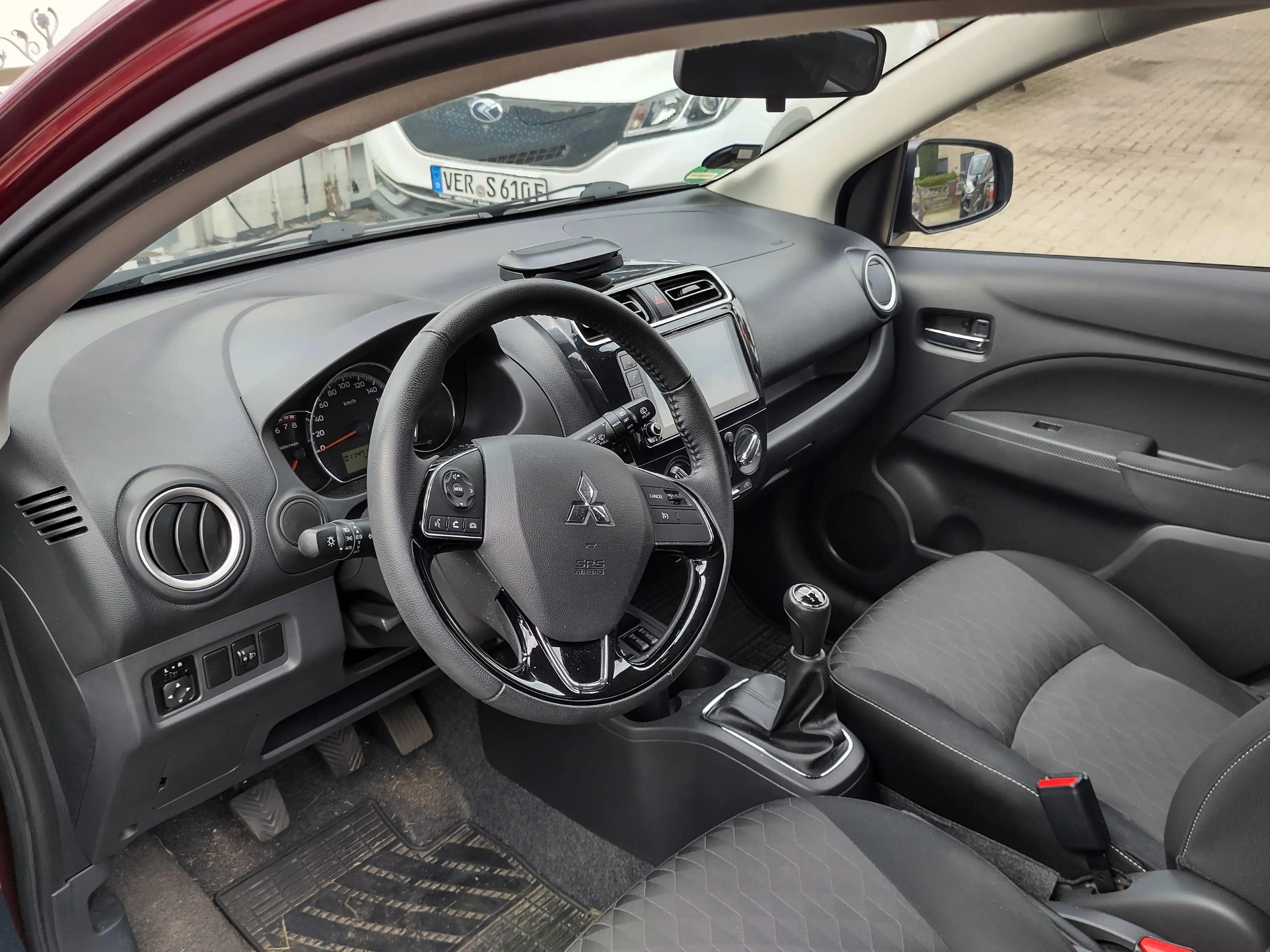 Mitsubishi Space Star Select — photo 5