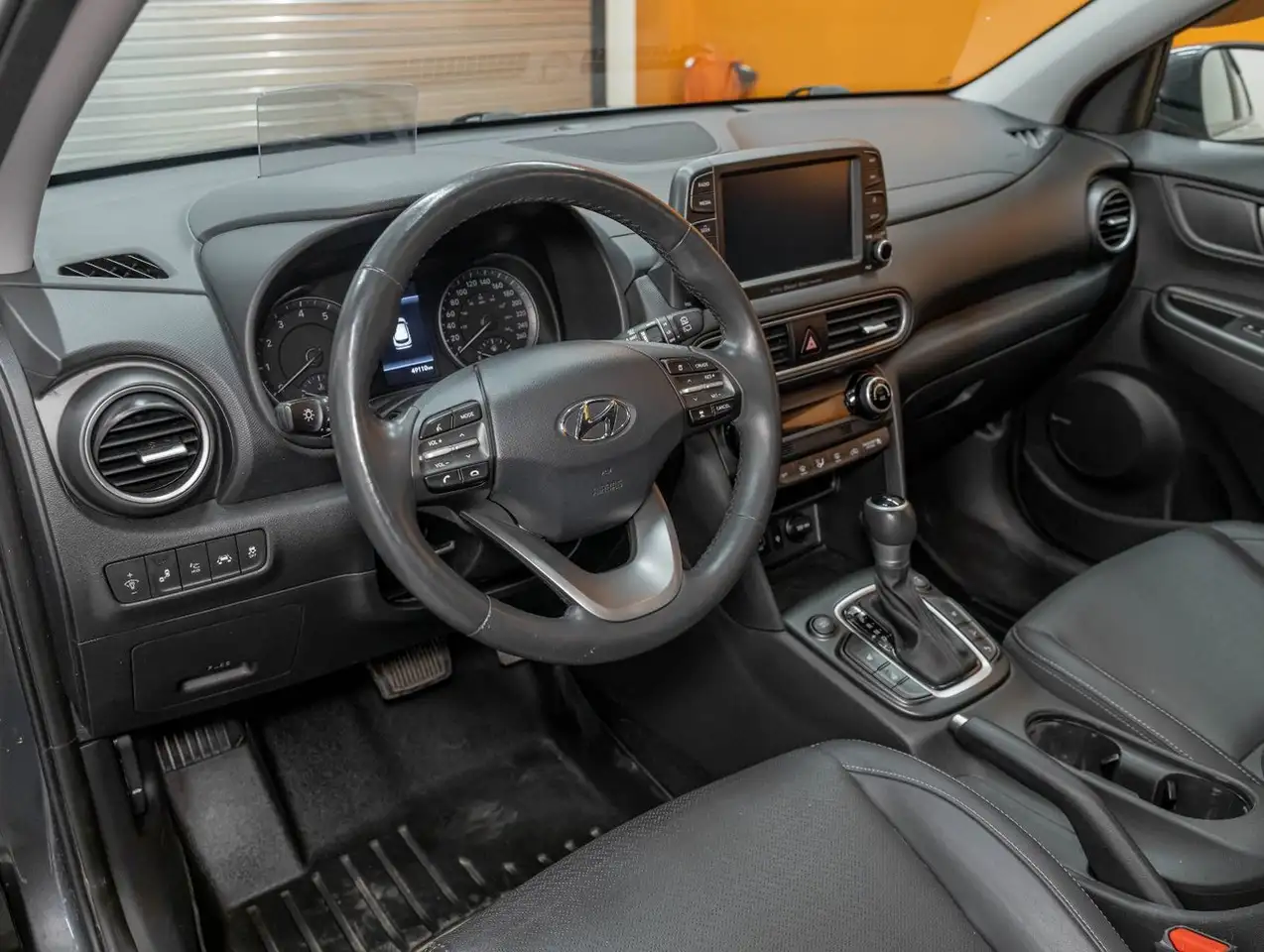 Hyundai KONA снимка Hyundai KONA