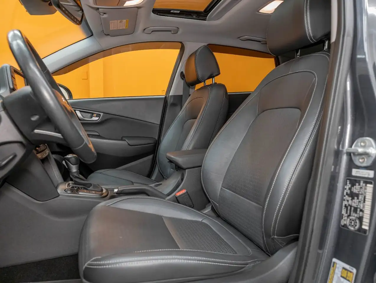 Hyundai KONA снимка Hyundai KONA