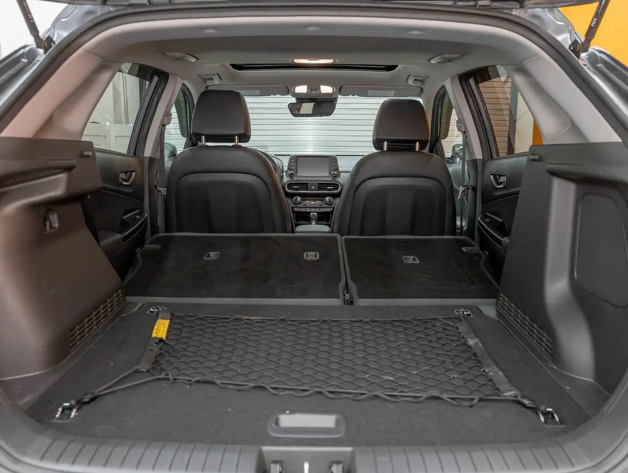 Hyundai KONA снимка Hyundai KONA