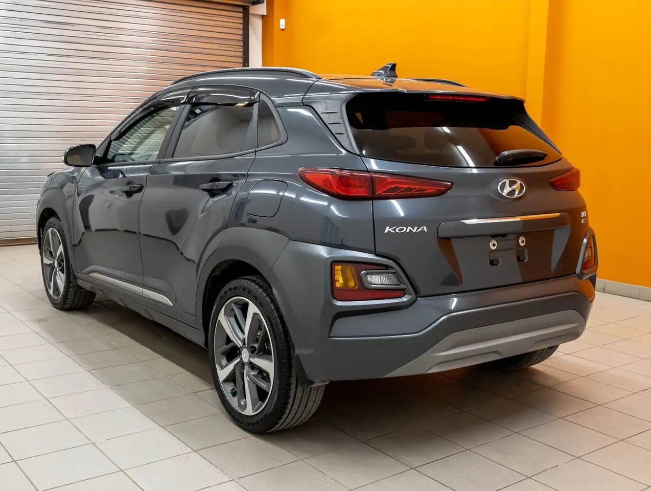 Hyundai KONA снимка Hyundai KONA