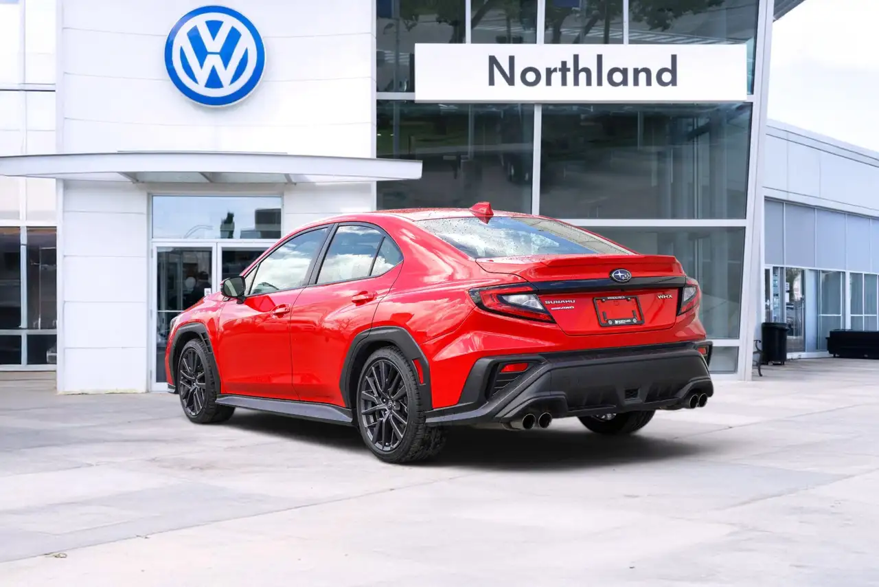 Subaru WRX снимка Subaru WRX