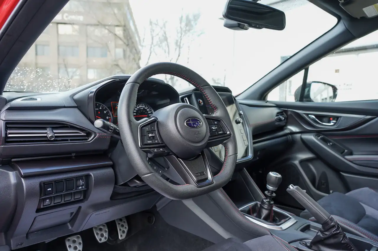 Subaru WRX снимка Subaru WRX