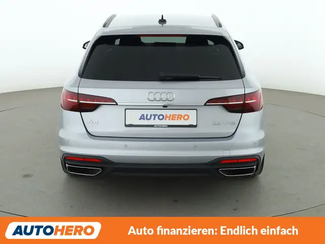 Audi A4 view 5
