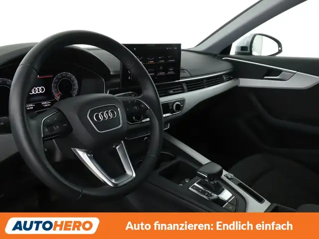 Audi A4 view 11