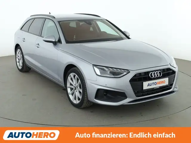 Audi A4 view 8