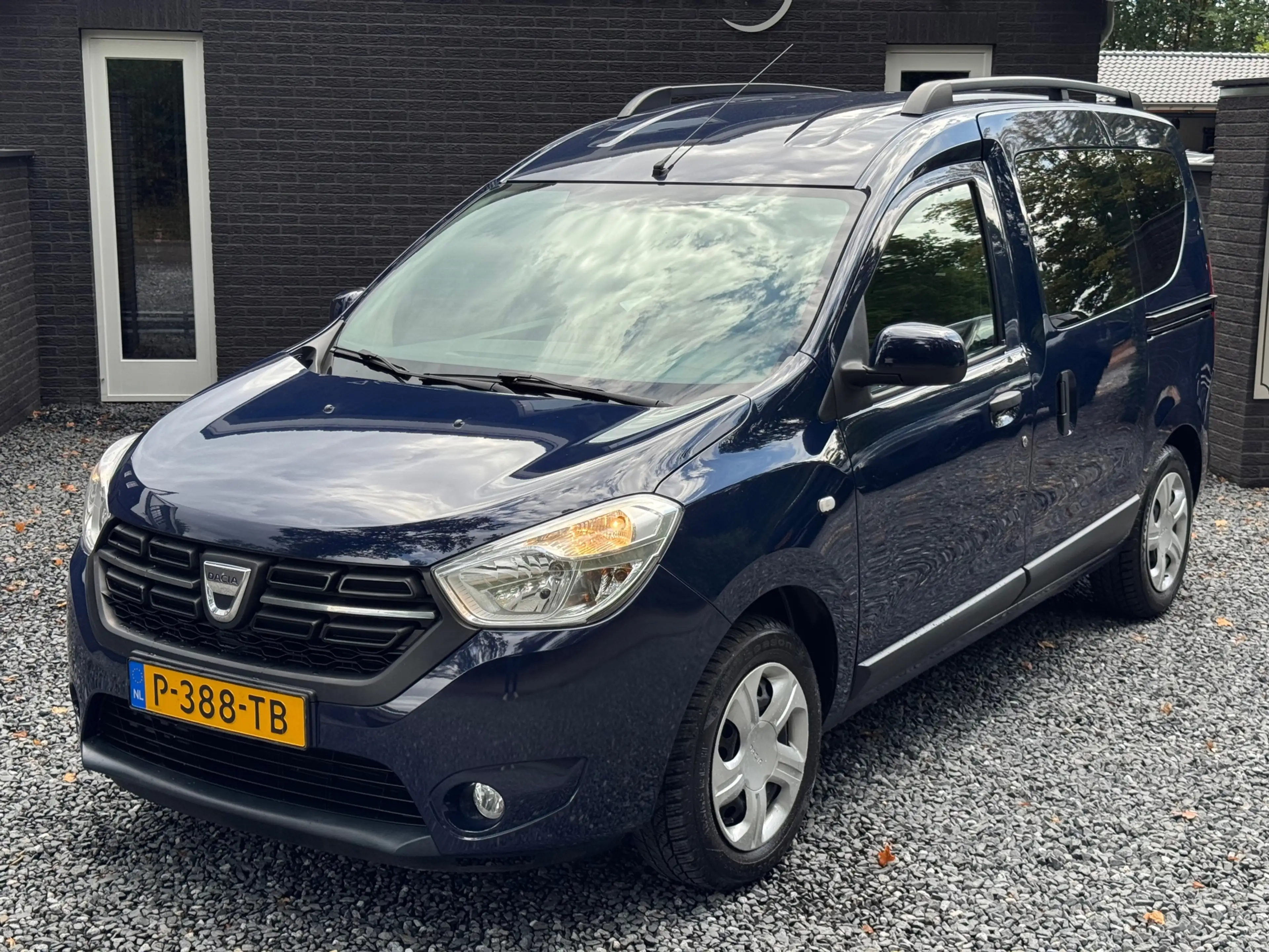 Dacia Dokker 1.6 SCe NavigatieSysteem Airco Trekhaak 105DKM Dak — photo 4