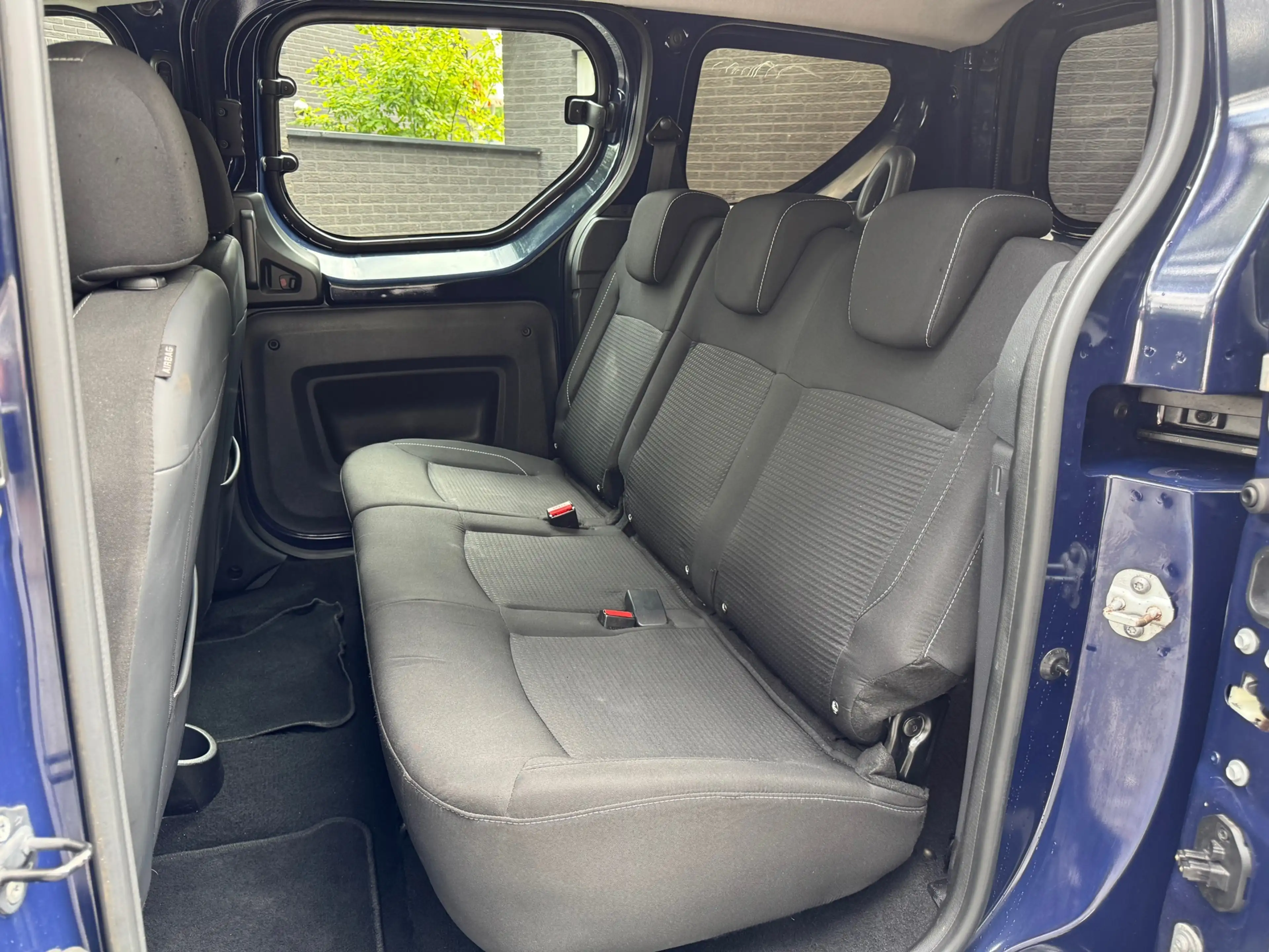 Dacia Dokker 1.6 SCe NavigatieSysteem Airco Trekhaak 105DKM Dak — photo 19