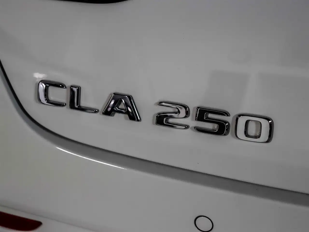 Mercedes-Benz CLA снимка Mercedes-Benz CLA