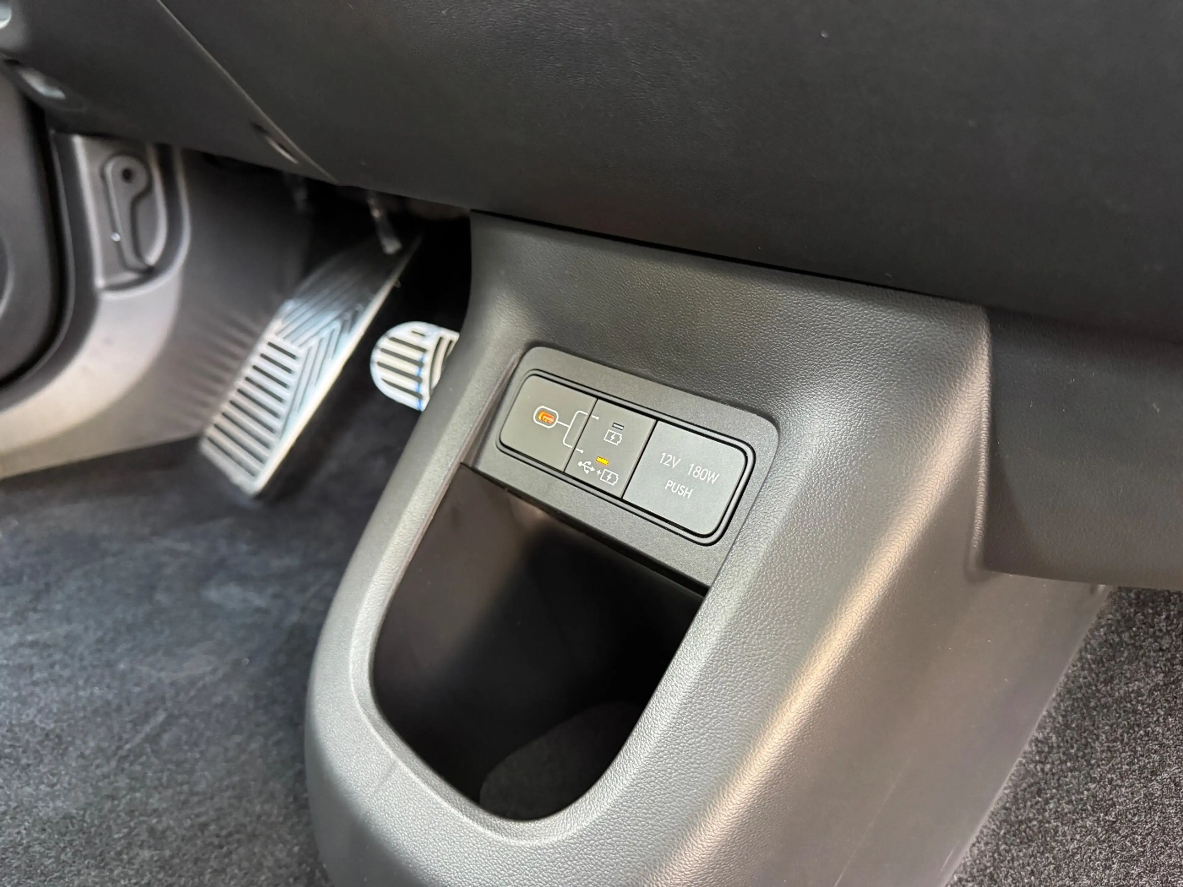 Hyundai IONIQ 5 Centriq 2xKlima ACC AUT Akustikglas LED — photo 21