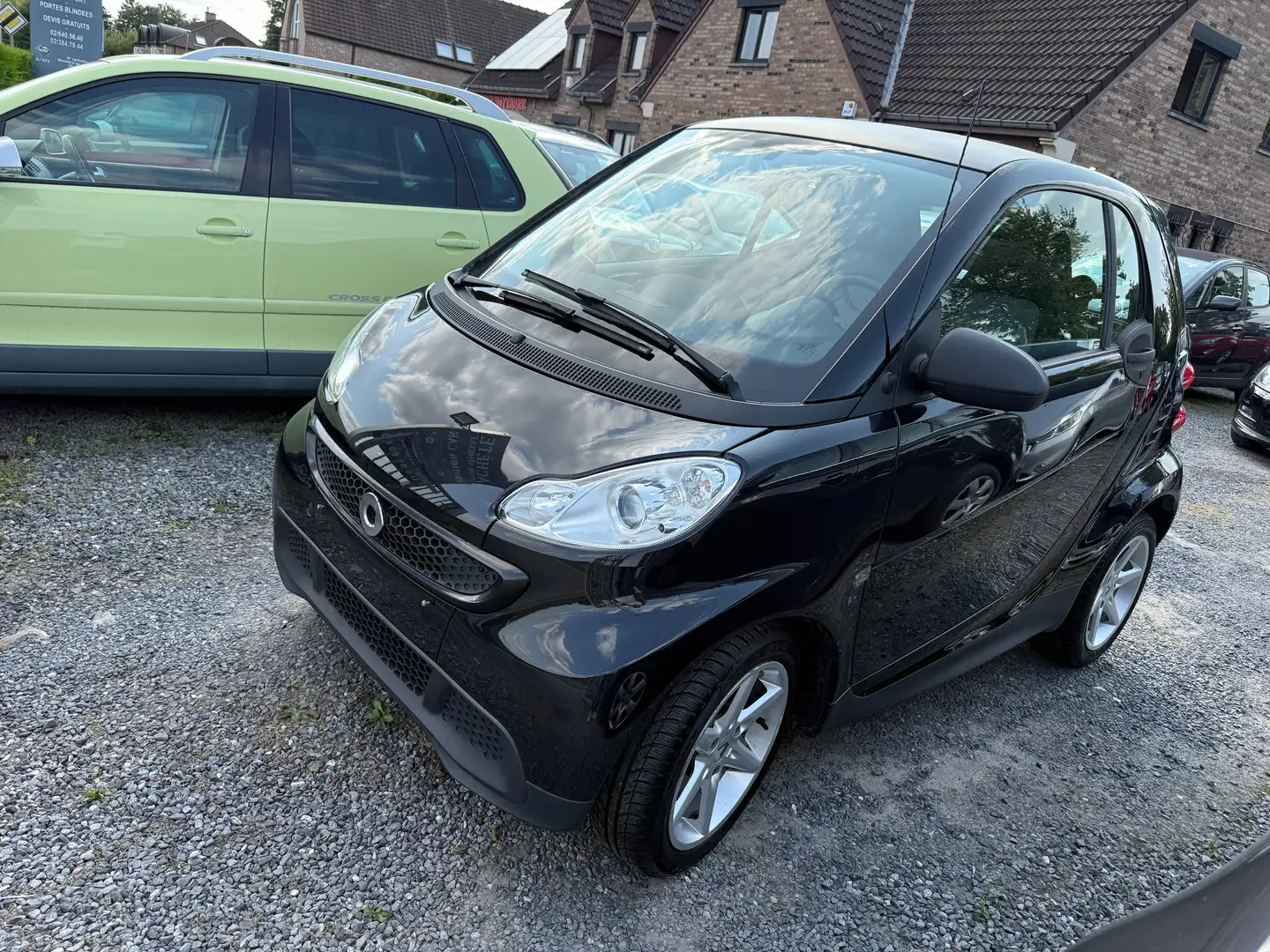 smart forTwo Coupe 1.0i Mhd Noir - 2