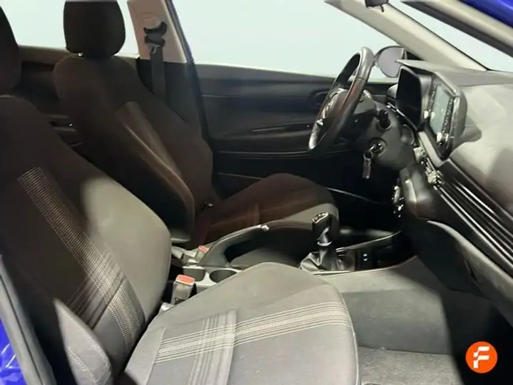 Hyundai Bayon 1.0 TGDI 48V Essence 2022, foto 17