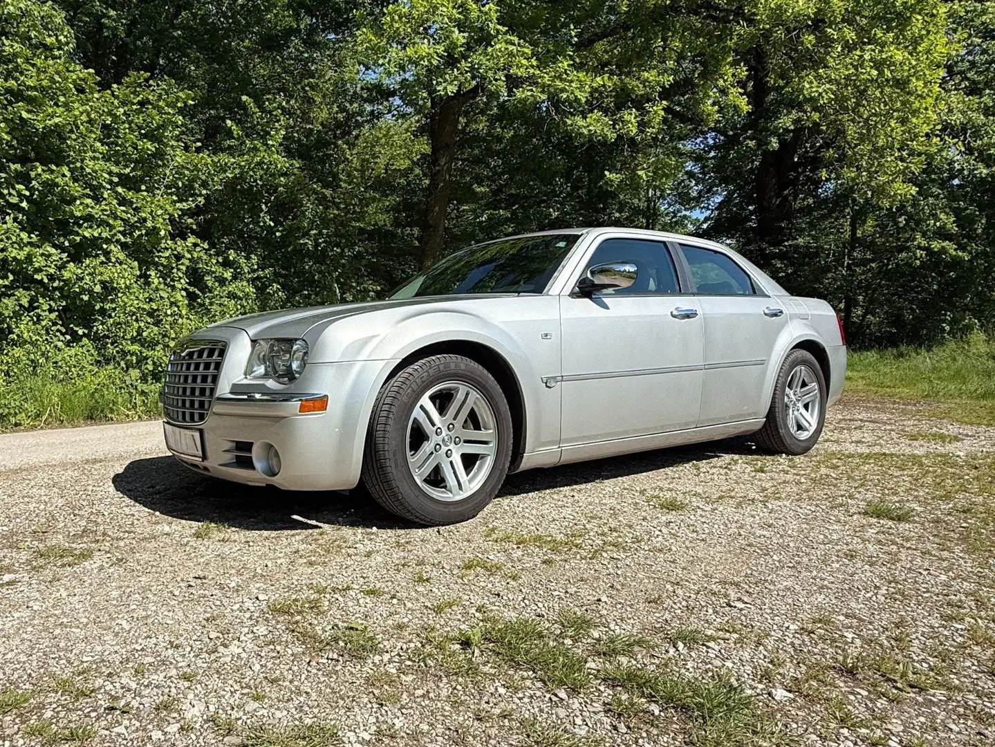 Chrysler 300C 5,7 V8 HEMI Plateado - 2