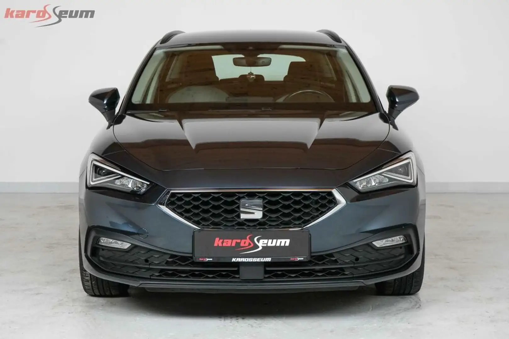 SEAT Leon Style 2.0 DSG *ACC*LED*VIRTUAL*NAVI*USB* Grijs - 2