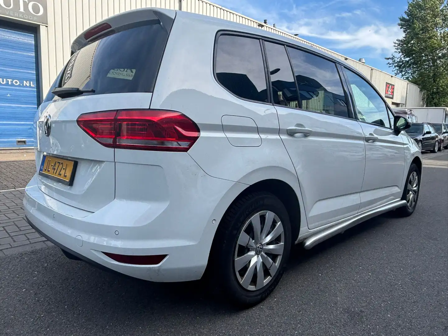 Volkswagen Touran 2.0 TDI SCR COMFORTLINE AUTOMAAT 6-TRAPS Wit - 2