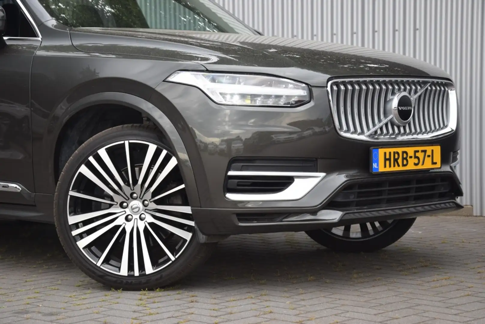 Volvo XC90 T8 AWD Inscription Expression Pano/Trekhaak/22Inch Grijs - 2