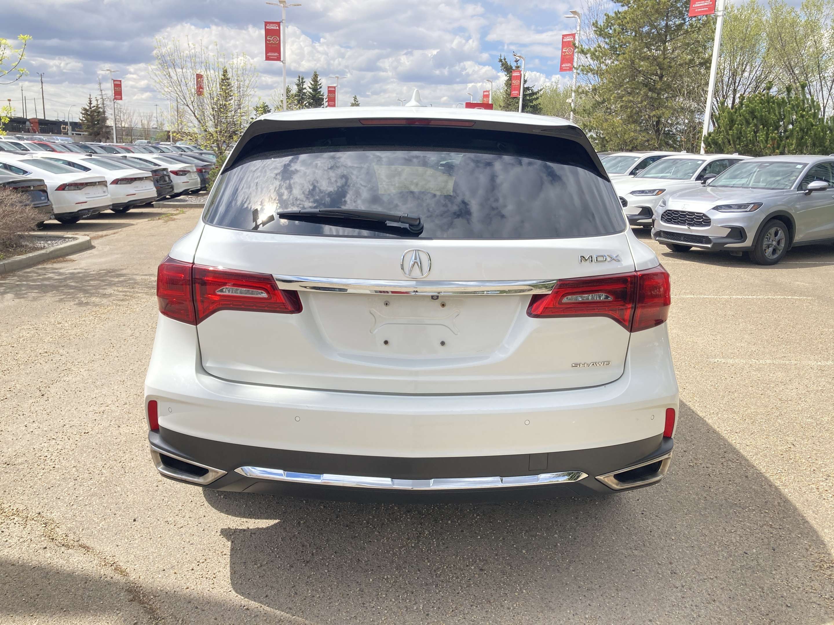 used 2020 Acura MDX car, priced at $29,900