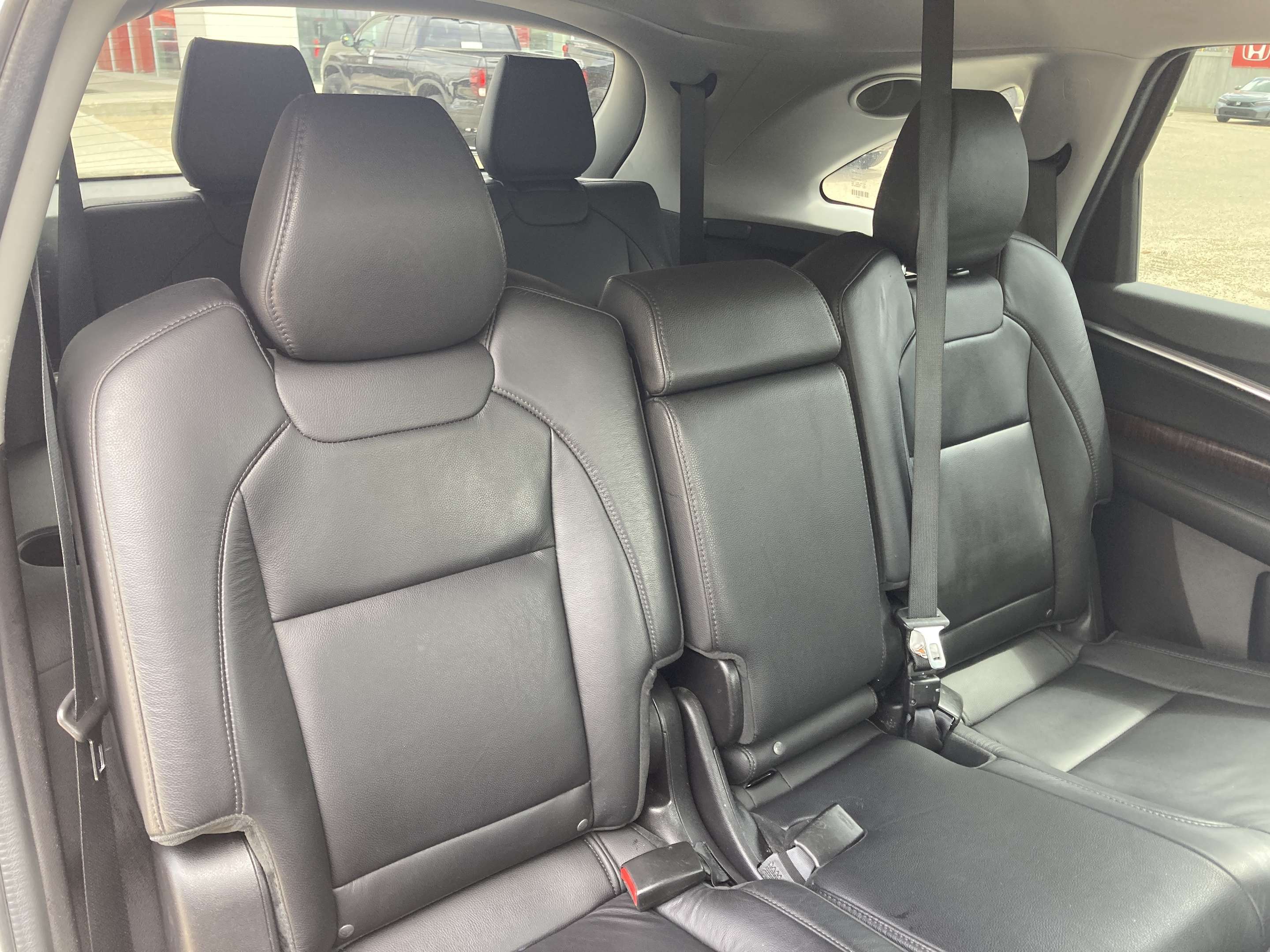 used 2020 Acura MDX car, priced at $29,900