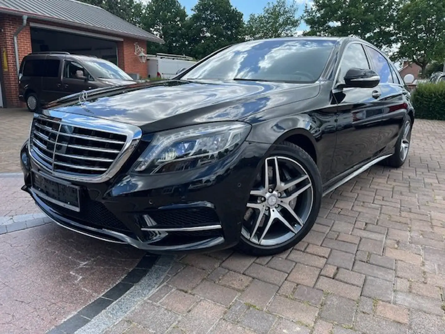 Mercedes-Benz S 500 S 500 Lang AMG-Paket Pano HUD Nappa Ambi Nero - 2