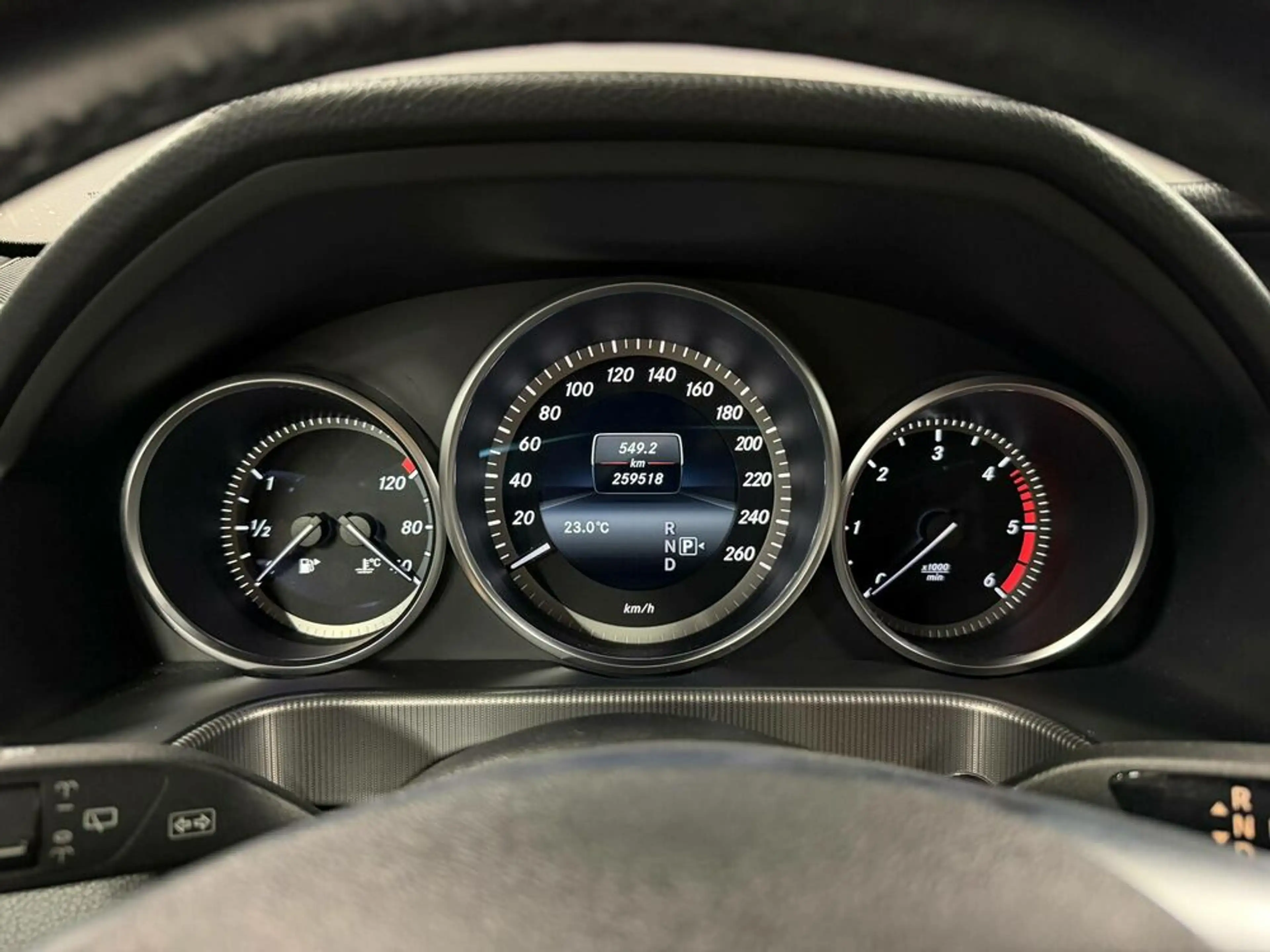 Mercedes-Benz E 250 CDI 4Matic (212.282) — photo 15