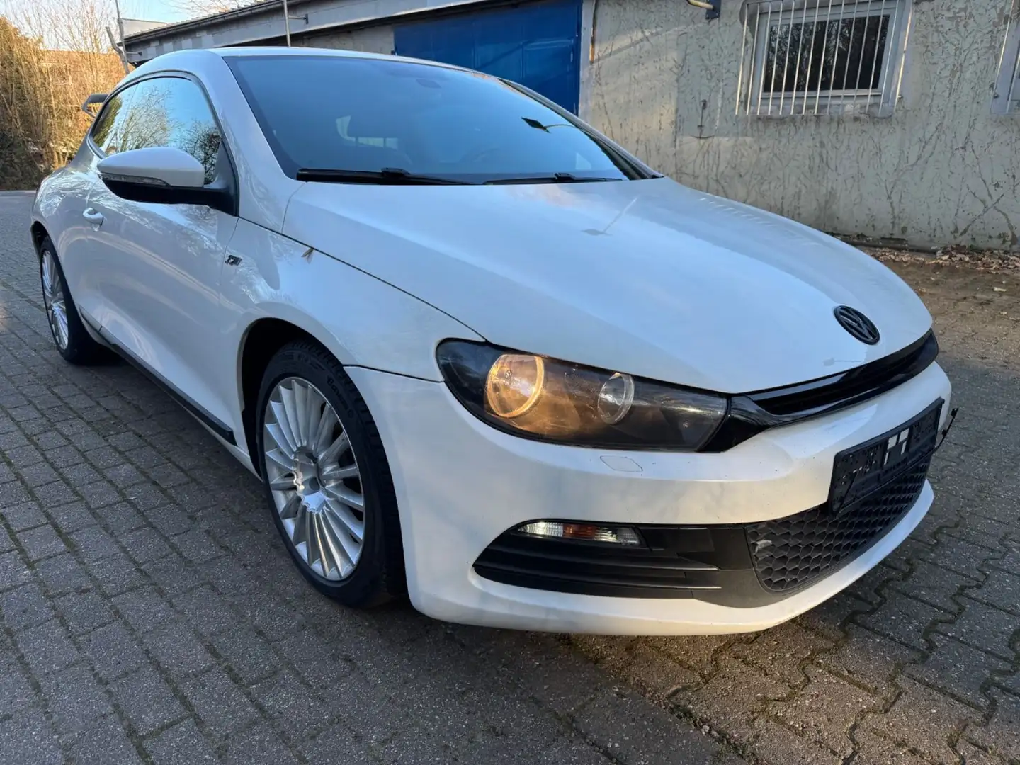Volkswagen Scirocco 1.4 TSI 118 kW//Leder//Klima// Weiß - 2
