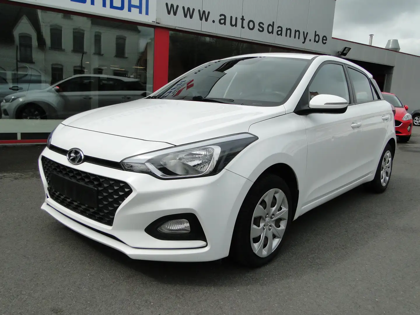 Hyundai i20 1.2i airco 1 jaar garantie Blanc - 1