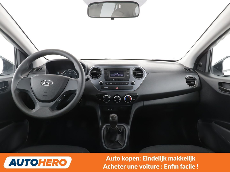 Hyundai i10 1.0 Basis — photo 15