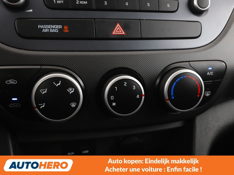 Hyundai i10 1.0 Basis — photo 8