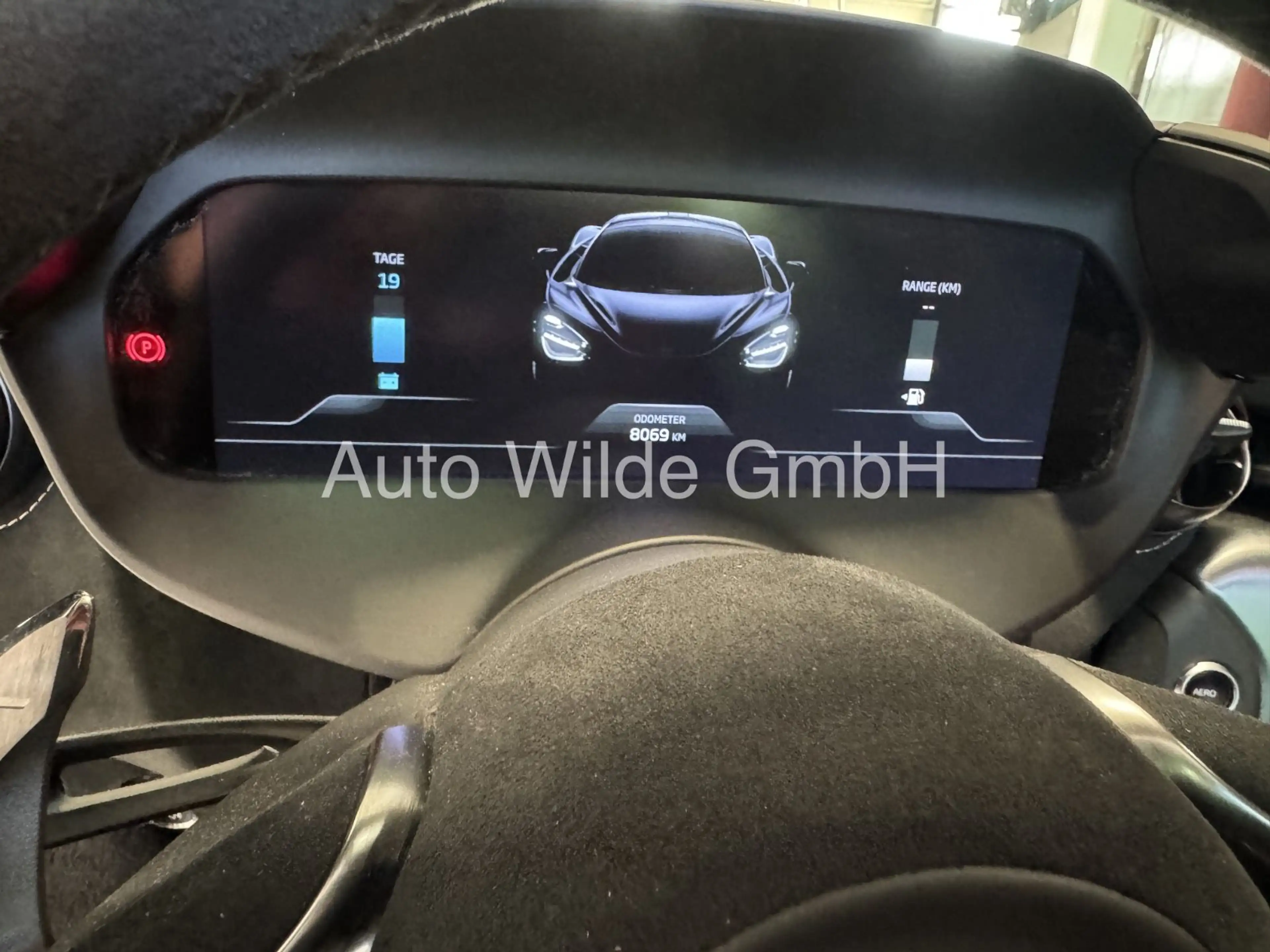 McLaren 750S Coupe /Performance int./ Track Brake/Lift — photo 10