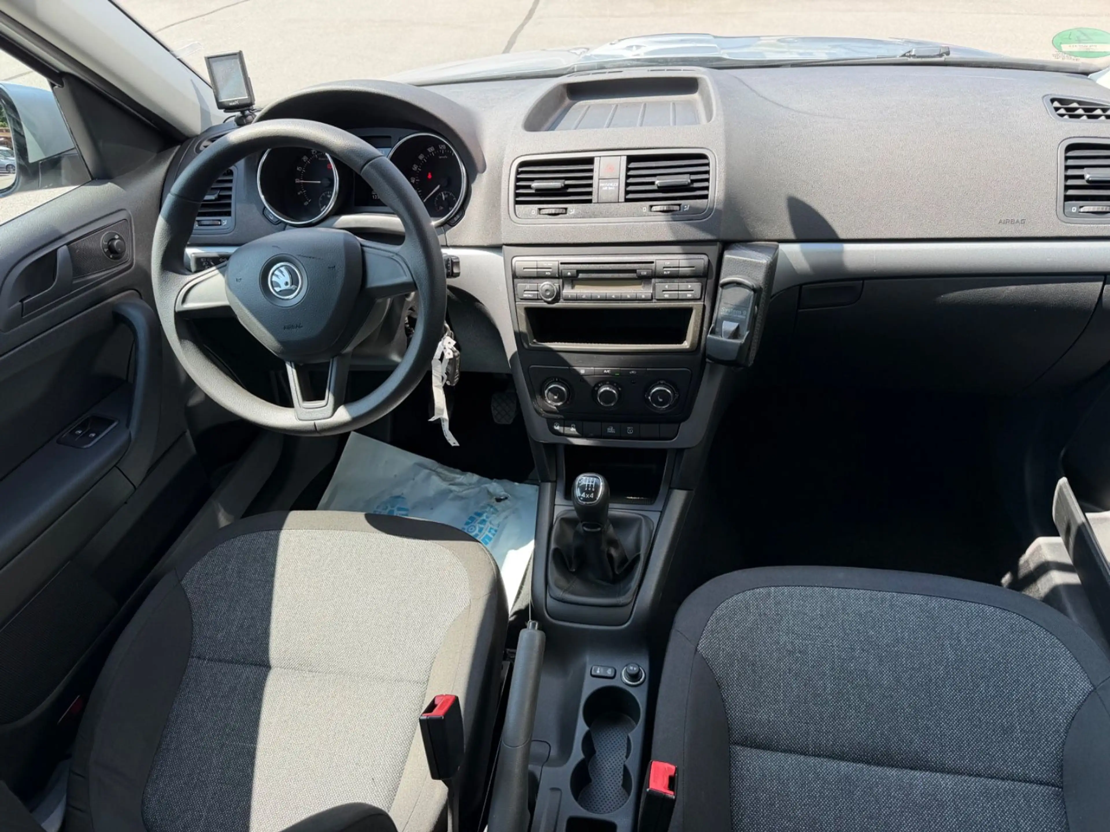 Skoda Yeti Active Outdoor 4x4 — photo 5