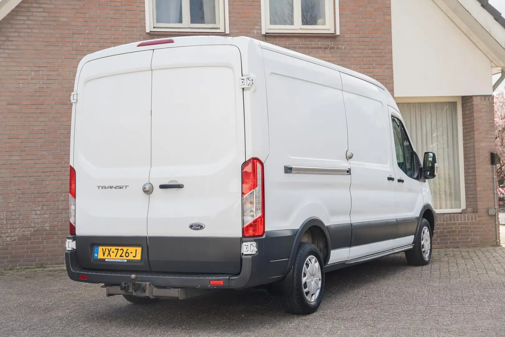 Ford Transit 310 2.2 TDCI L3H2 Ambiente Trekhaak | Airco | UFO - 2
