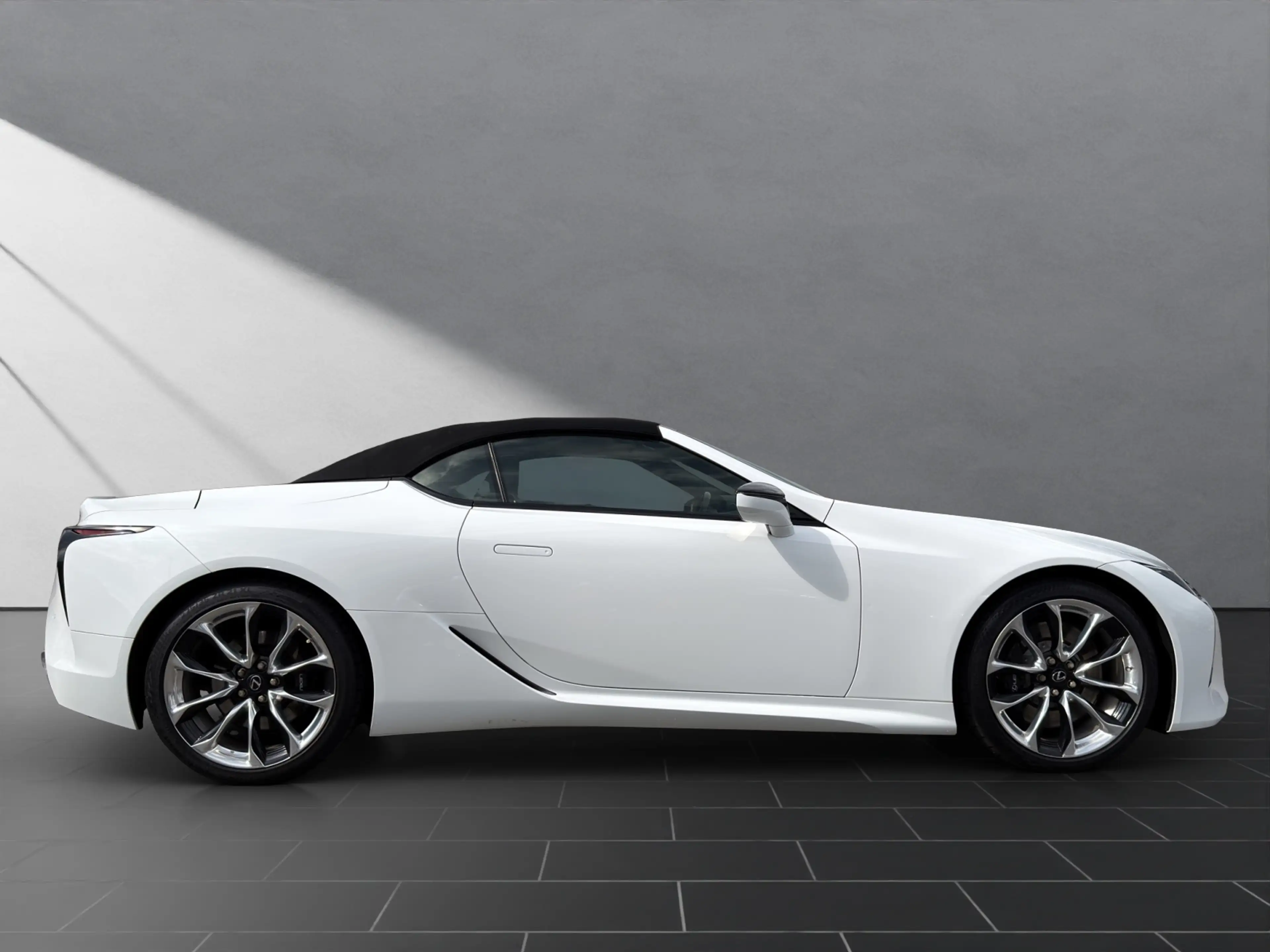 Lexus LC 500 Cabrio*Performance*ML* Black Edition — photo 5