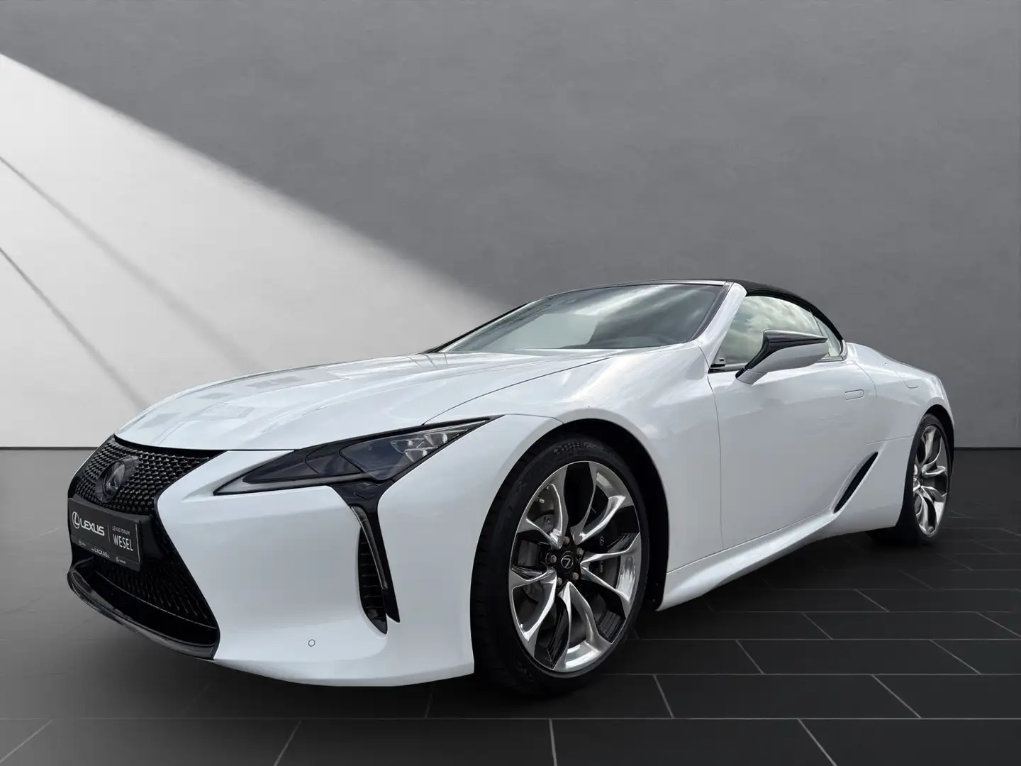 Lexus LC 500 Cabrio*Performance*ML* Black Edition Weiß - 1