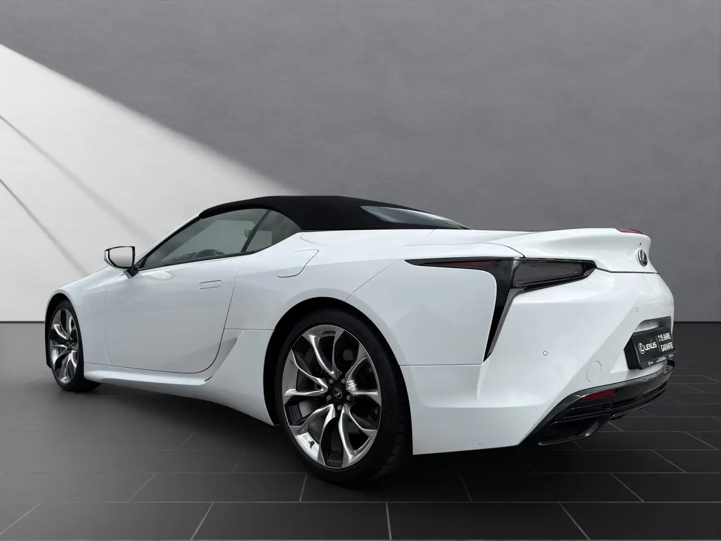 Lexus LC 500 Cabrio*Performance*ML* Black Edition Weiß - 2