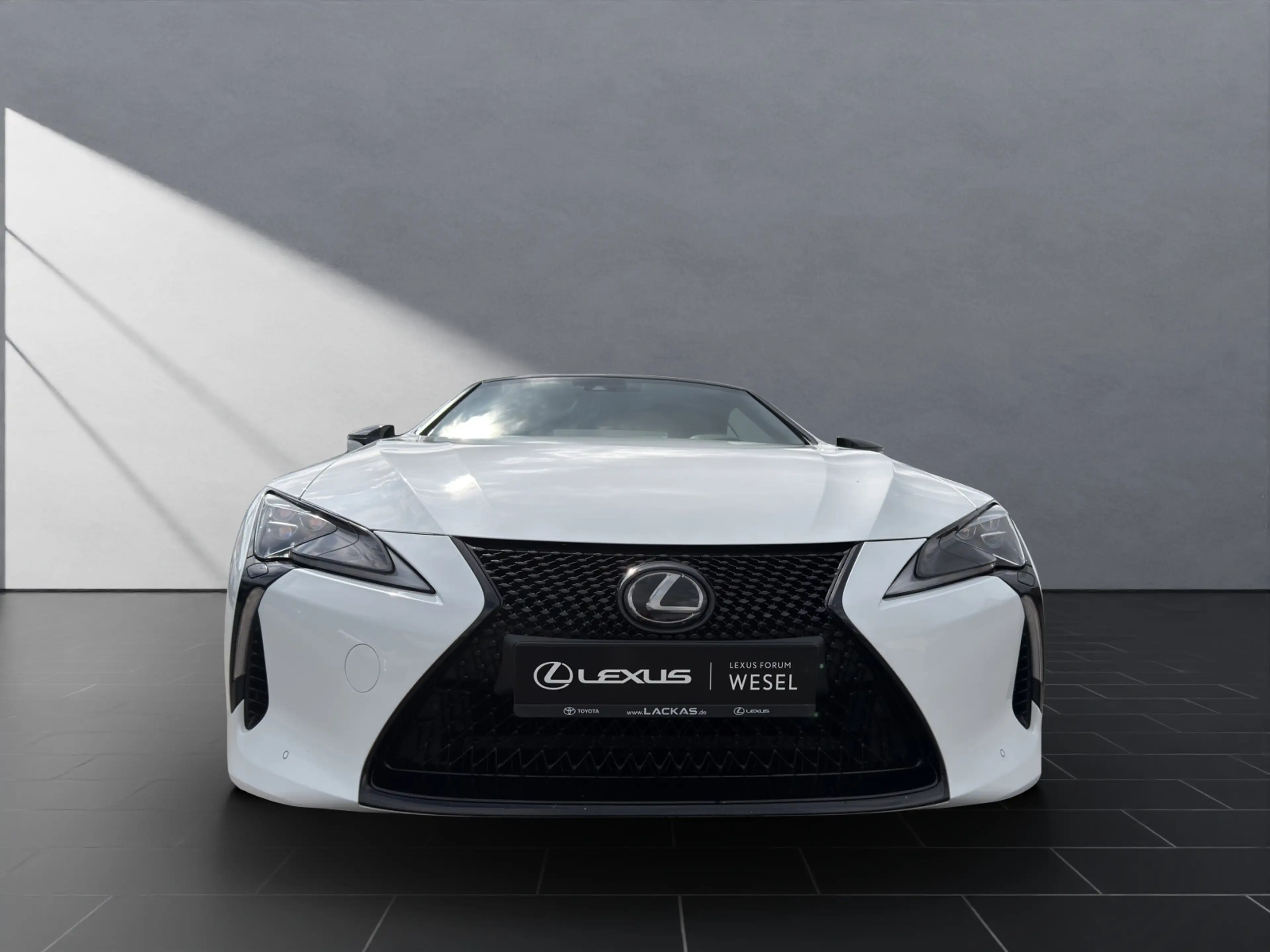 Lexus LC 500 Cabrio*Performance*ML* Black Edition — photo 7