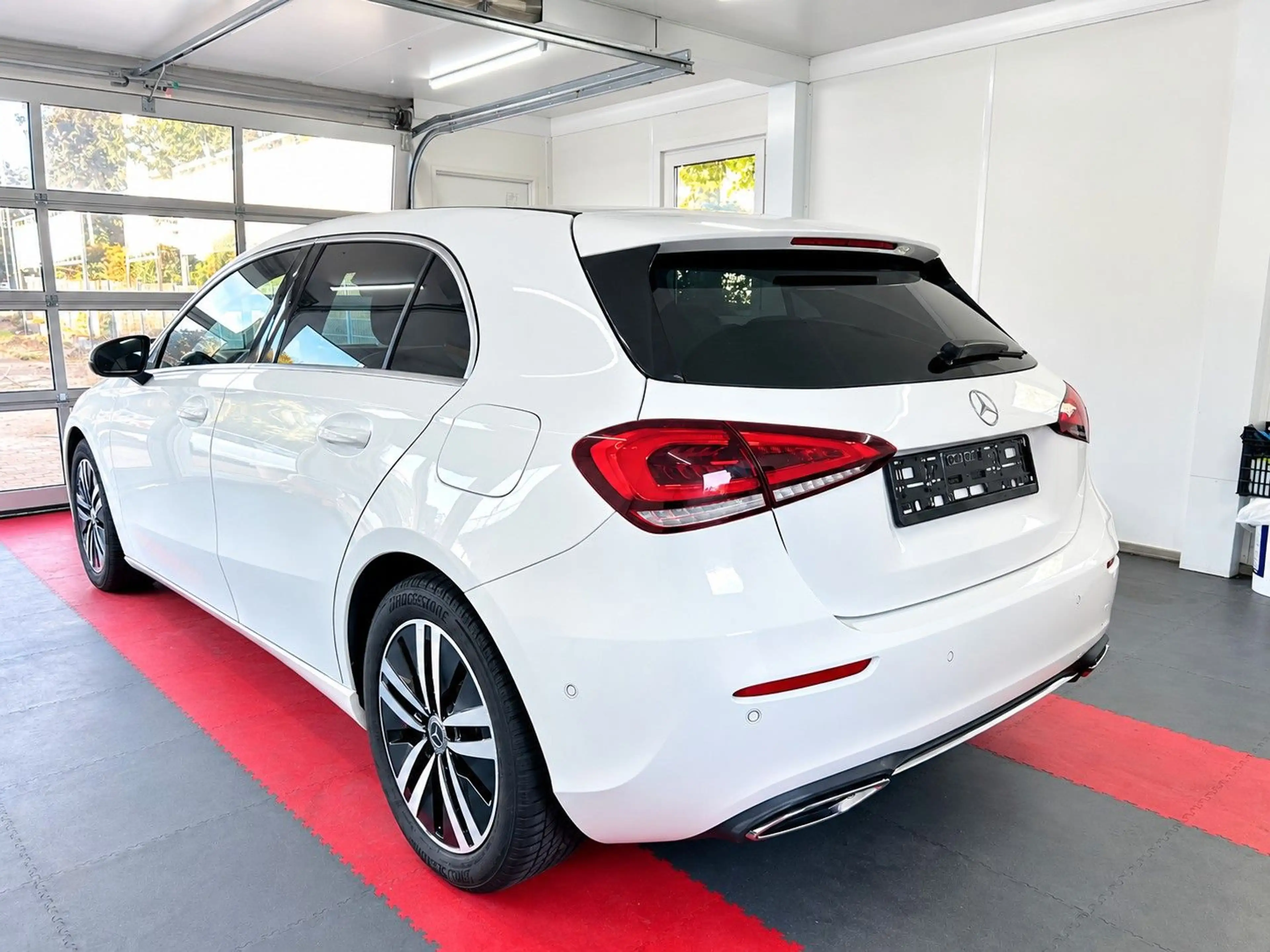 Mercedes-Benz A 180 Aut. — photo 3