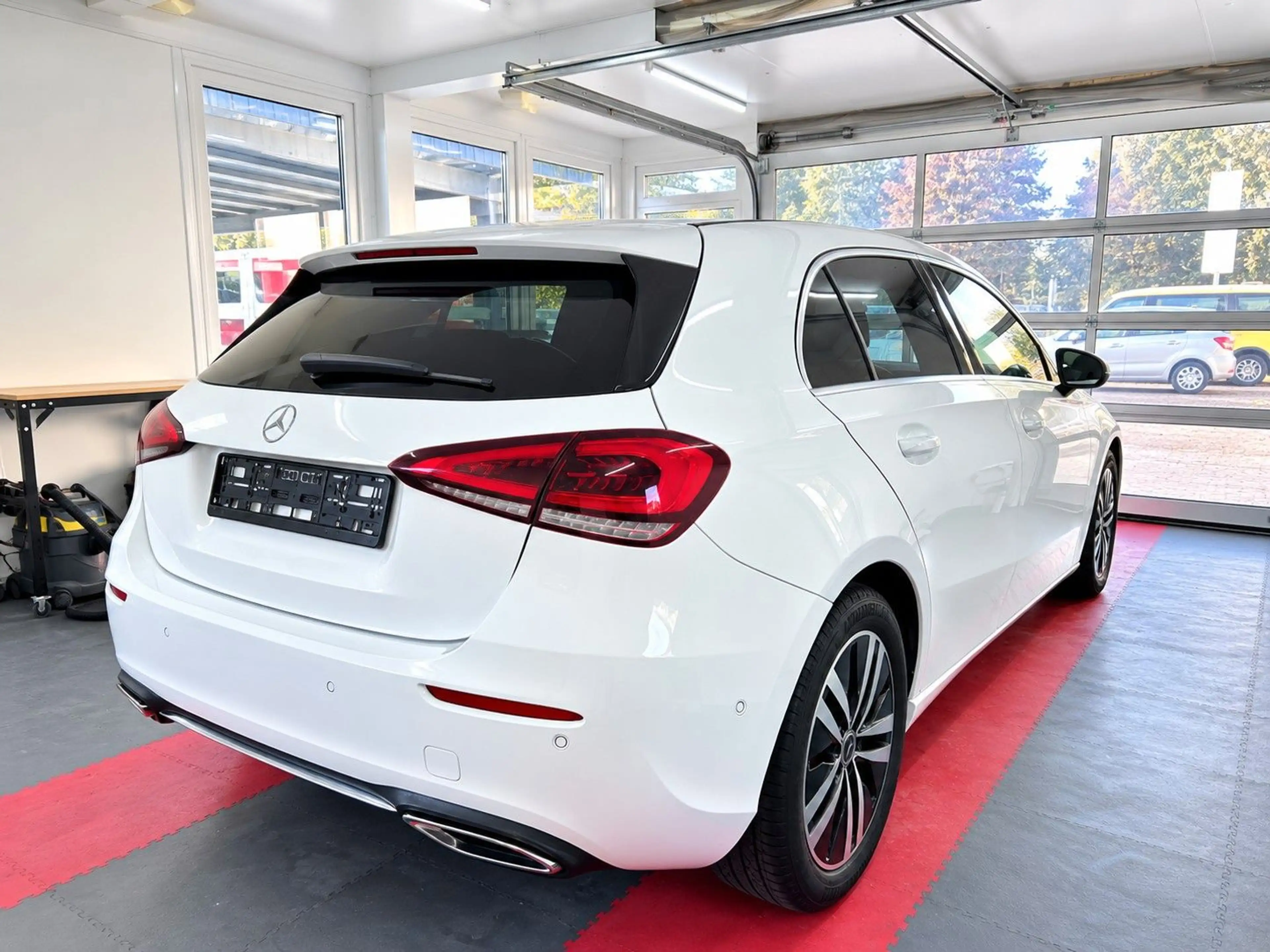 Mercedes-Benz A 180 Aut. — photo 2