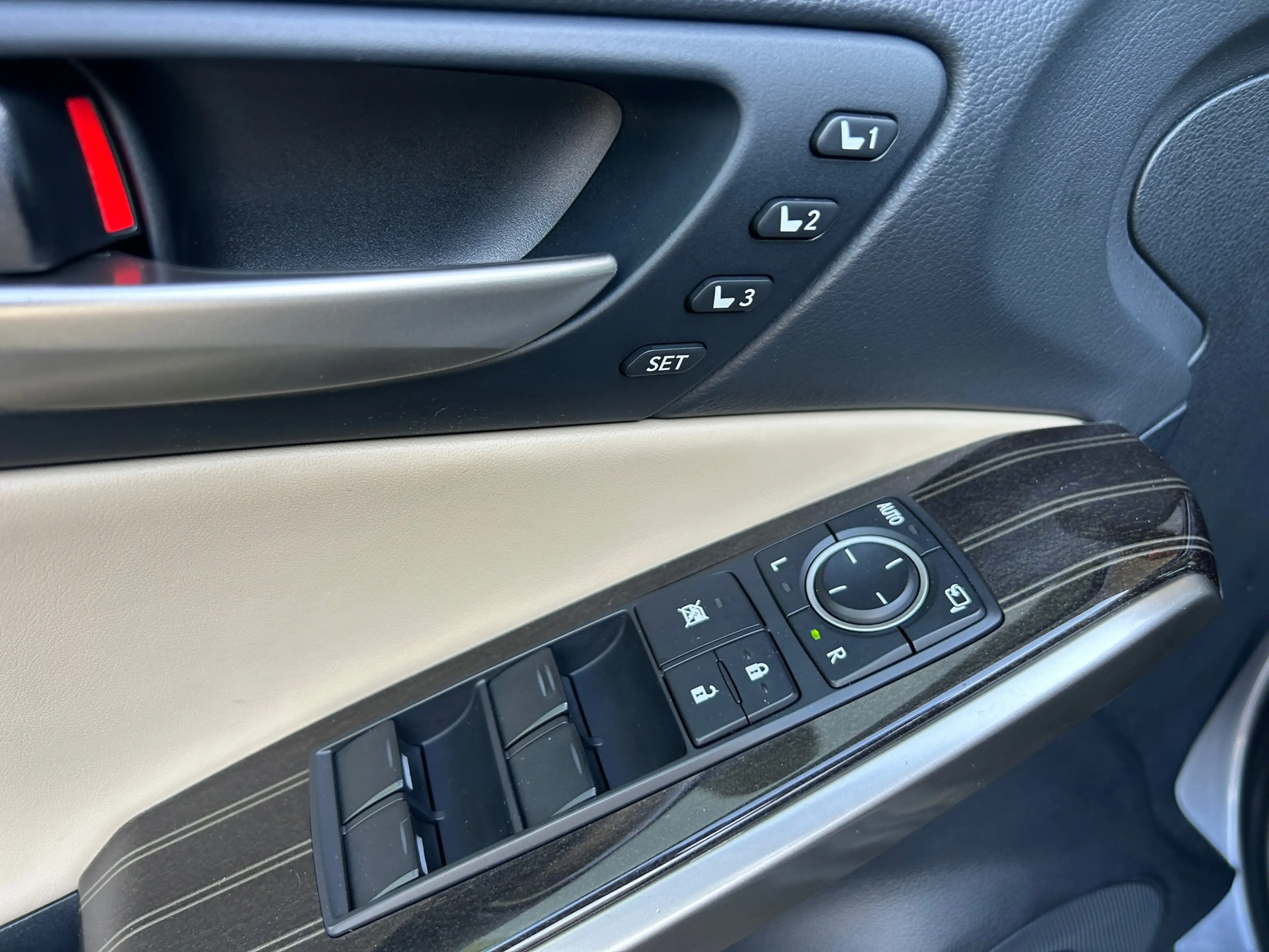 Lexus IS 300 300h Luxury Line 100% Lexus Dealer Onderhouden Rij — photo 15