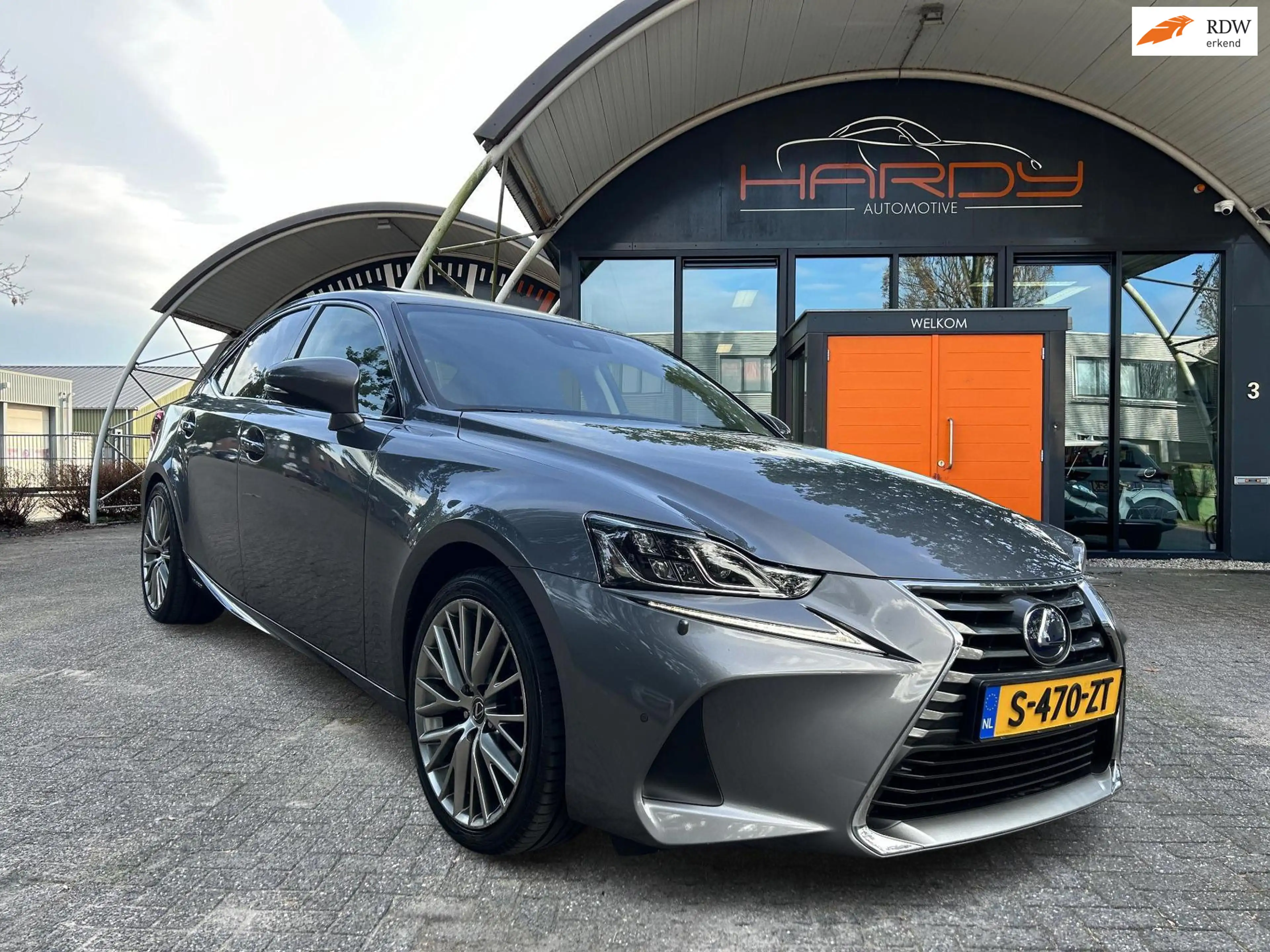 Lexus IS 300 300h Luxury Line 100% Lexus Dealer Onderhouden Rij