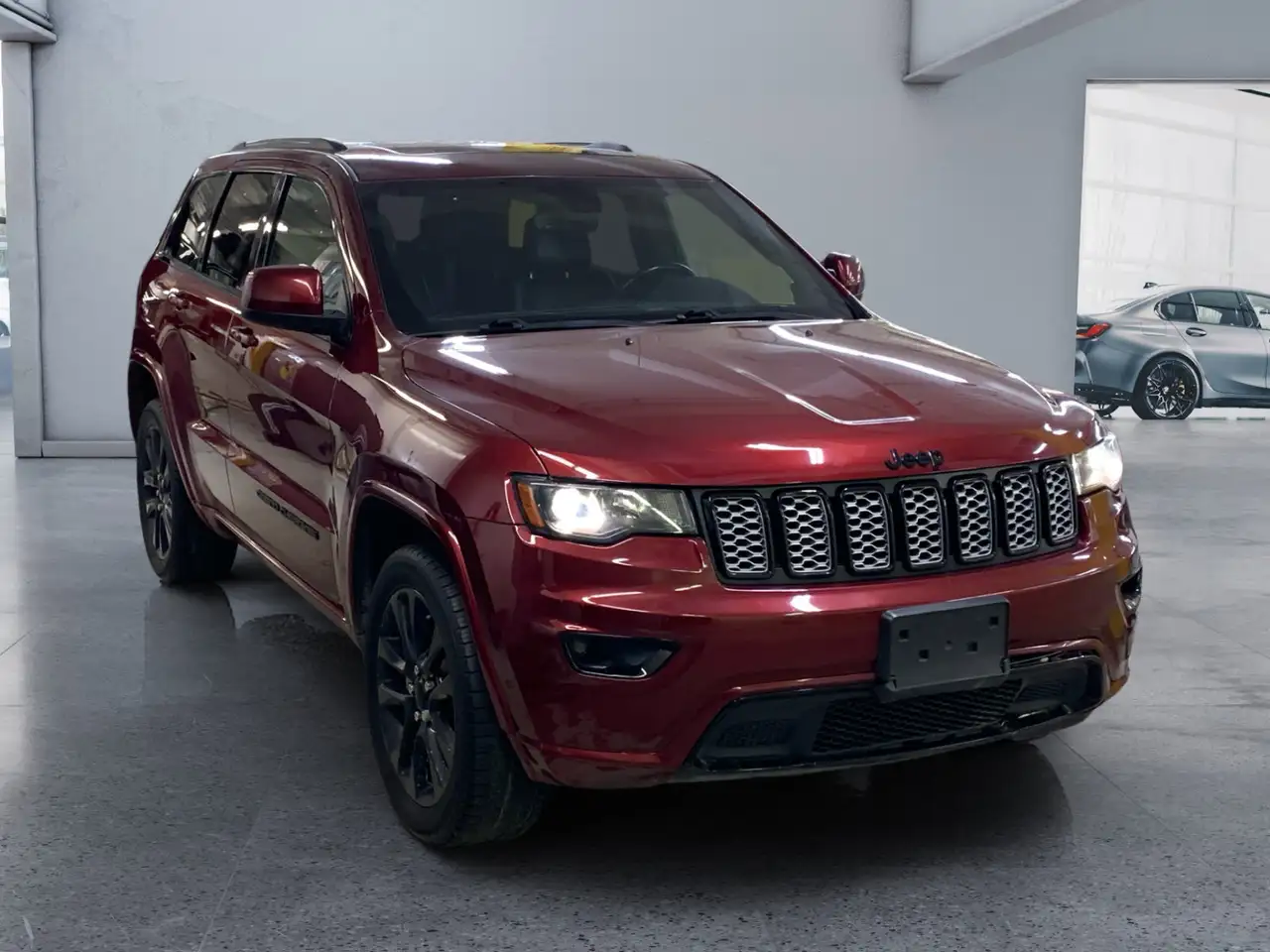 Jeep Grand Cherokee снимка Jeep Grand Cherokee