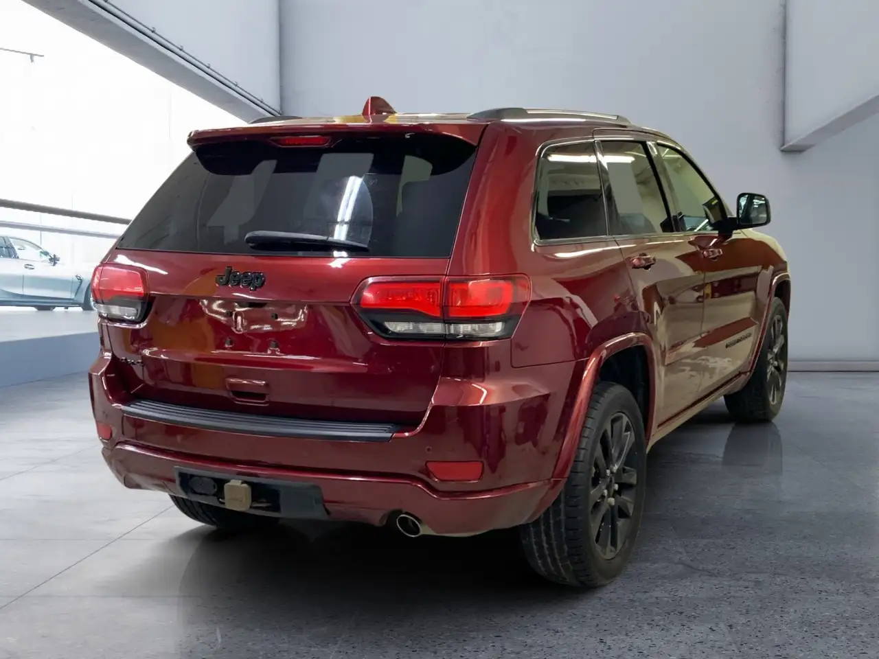 Jeep Grand Cherokee снимка Jeep Grand Cherokee