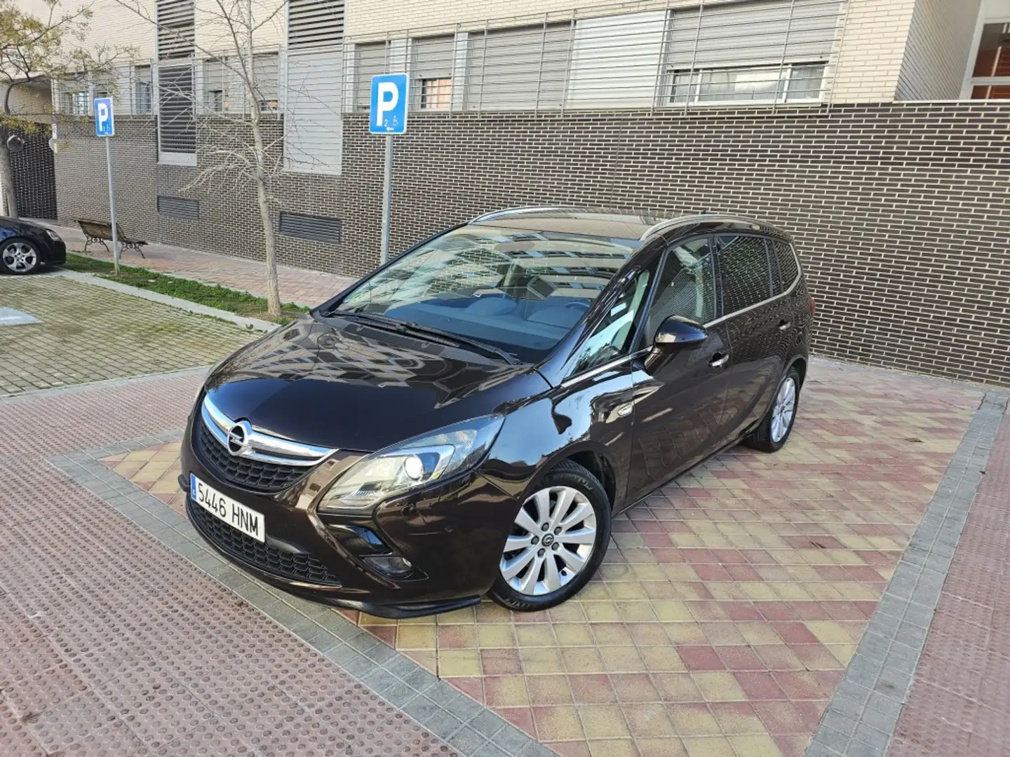 Opel Zafira Tourer 2.0CDTi Excellence 130 Marrón - 1