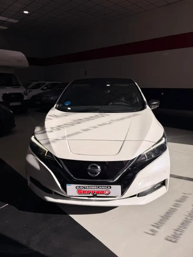 Nissan Leaf 40 kWh N-Connecta - 1