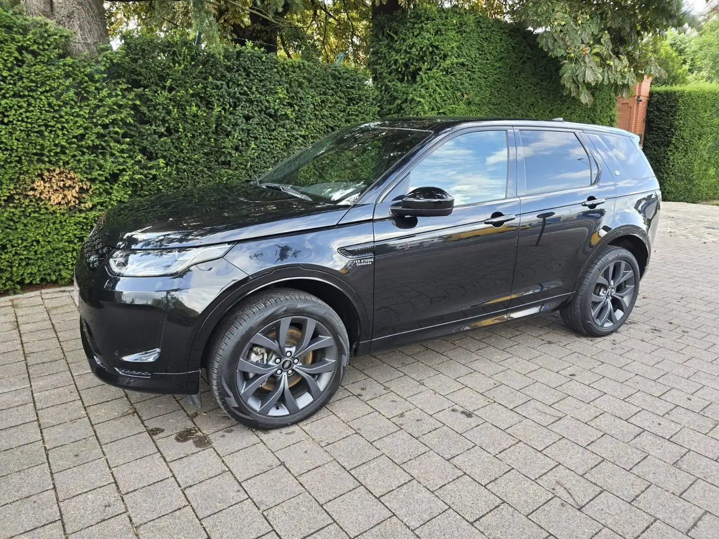 Land Rover Discovery Sport Чёрный - 1