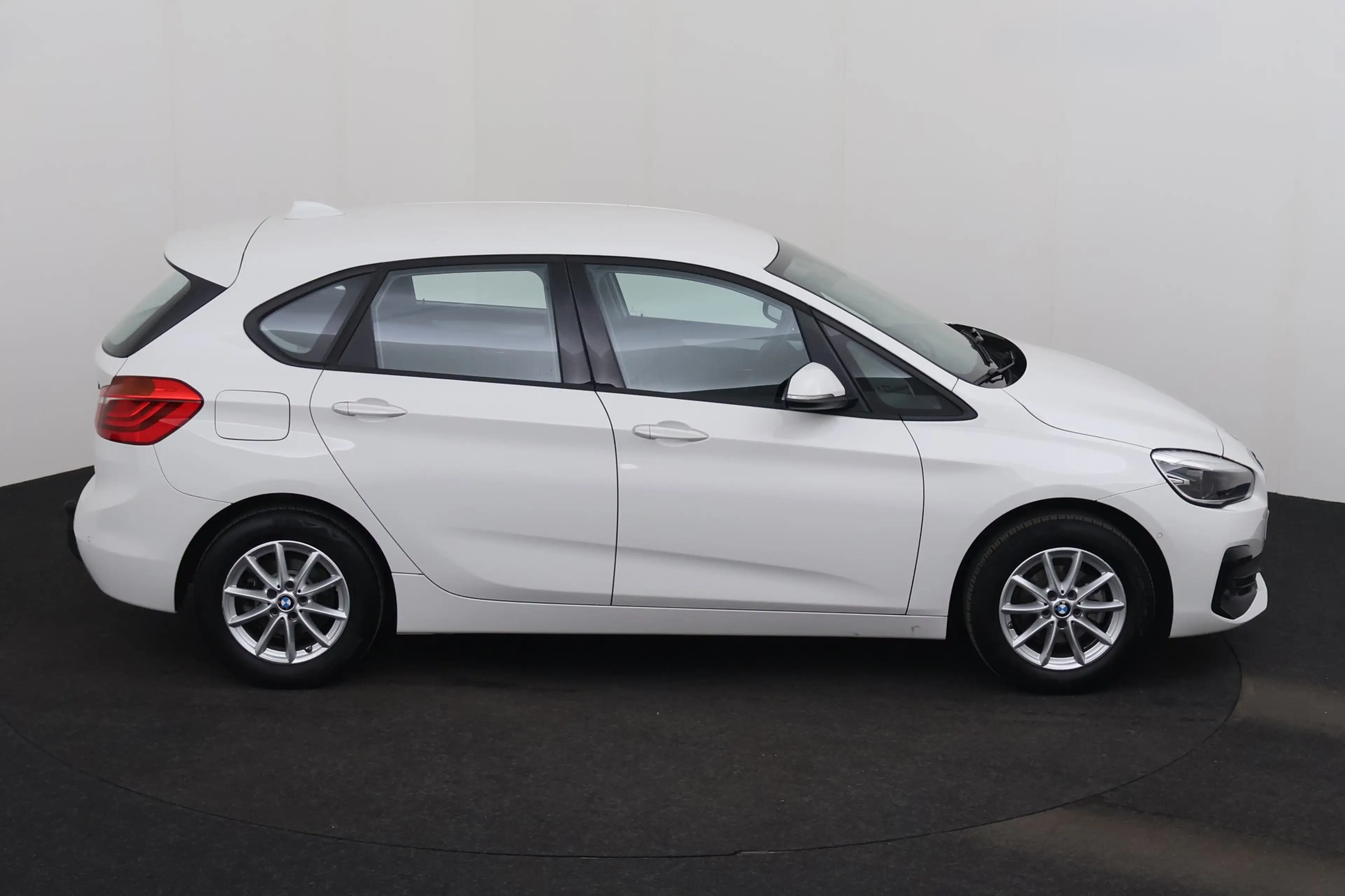 BMW 216 ACTIVE TOURER i + PDC + CRUISE + ALU — photo 5