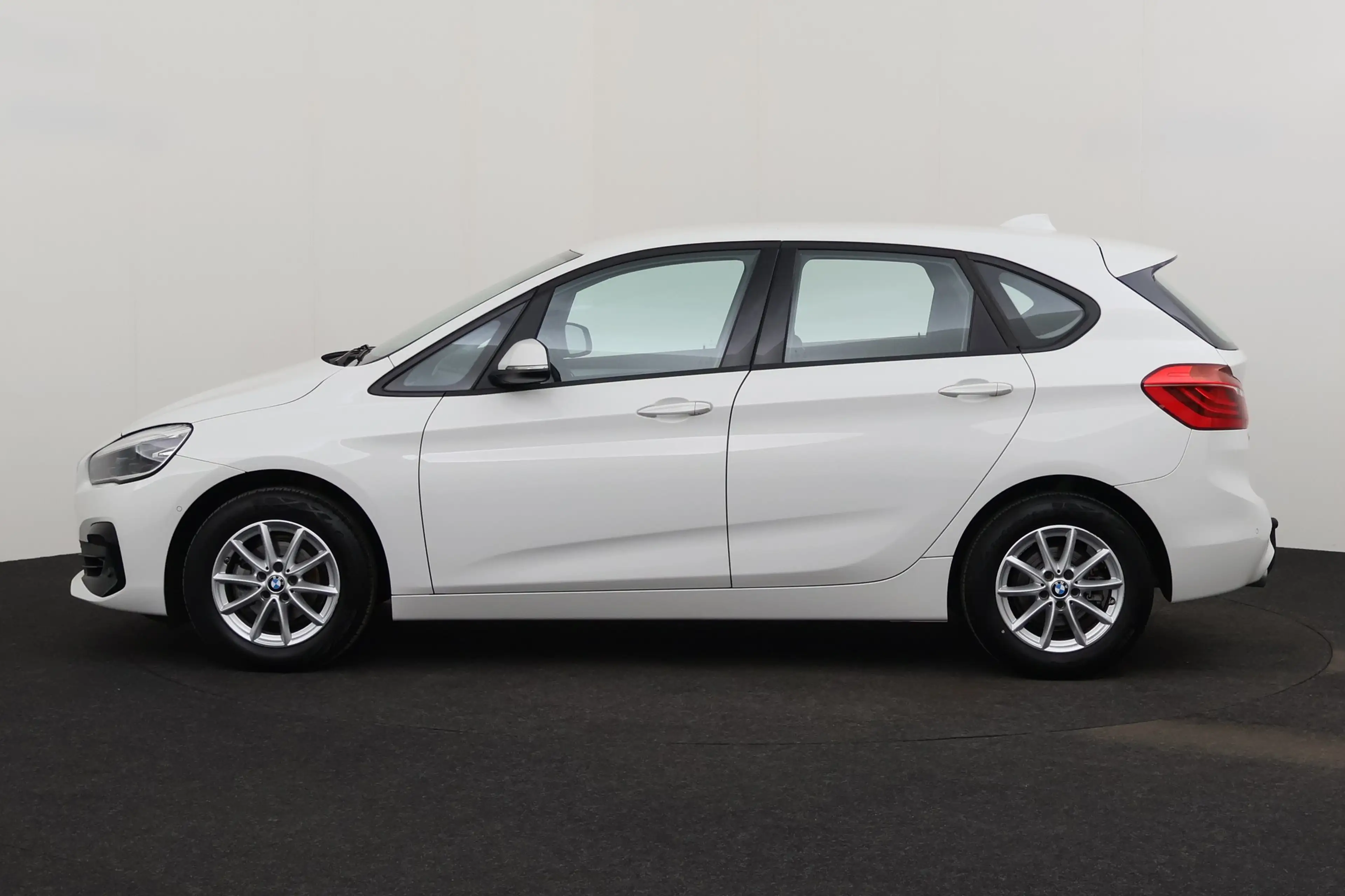 BMW 216 ACTIVE TOURER i + PDC + CRUISE + ALU — photo 2