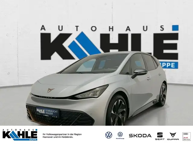 SEAT Born VZ eBoost Navi LED ACC SHZ RFK PDC DAB+