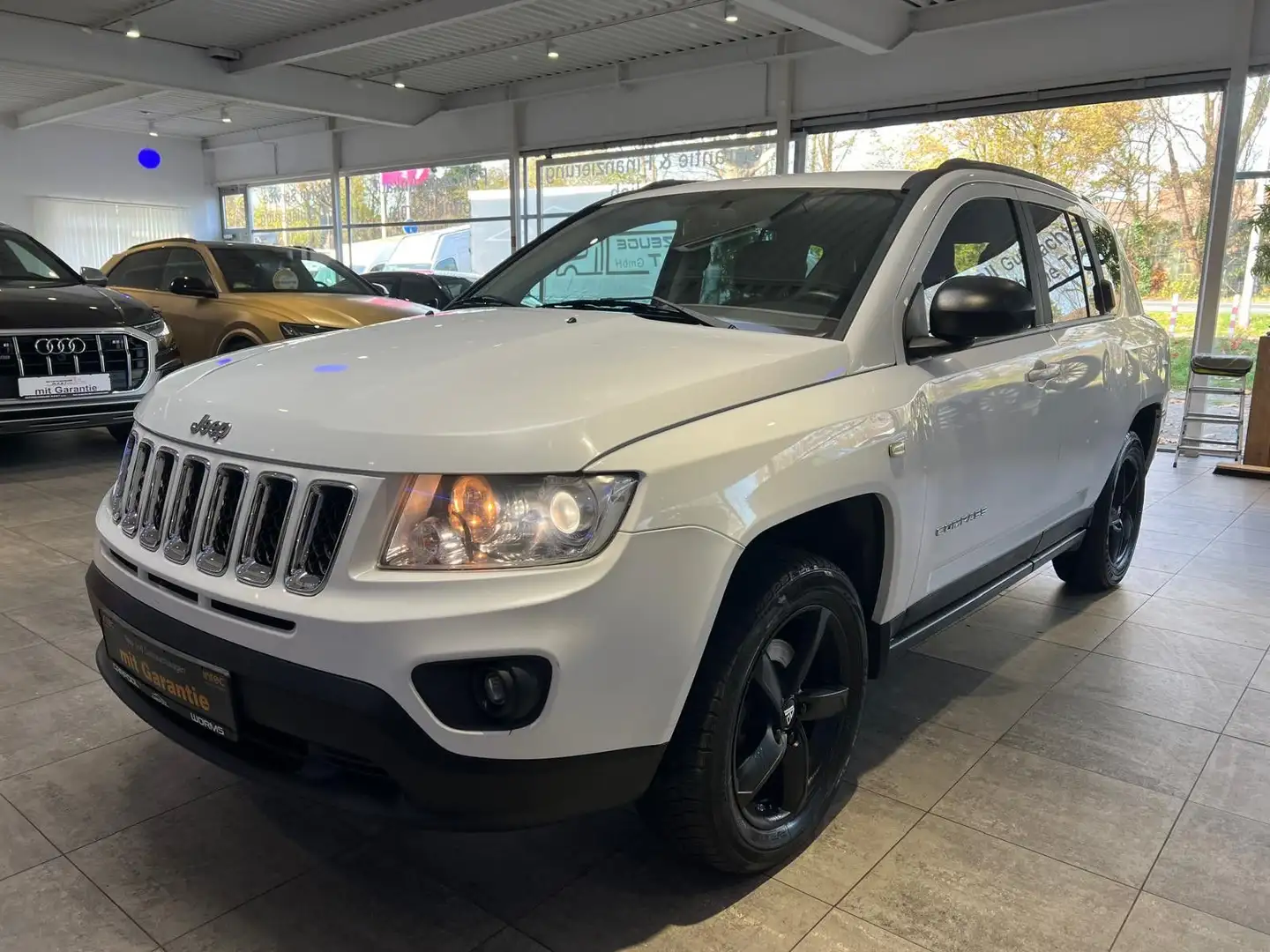 Jeep Compass Sport 4x4 *Garantie*AHK*Klima* Weiß - 1