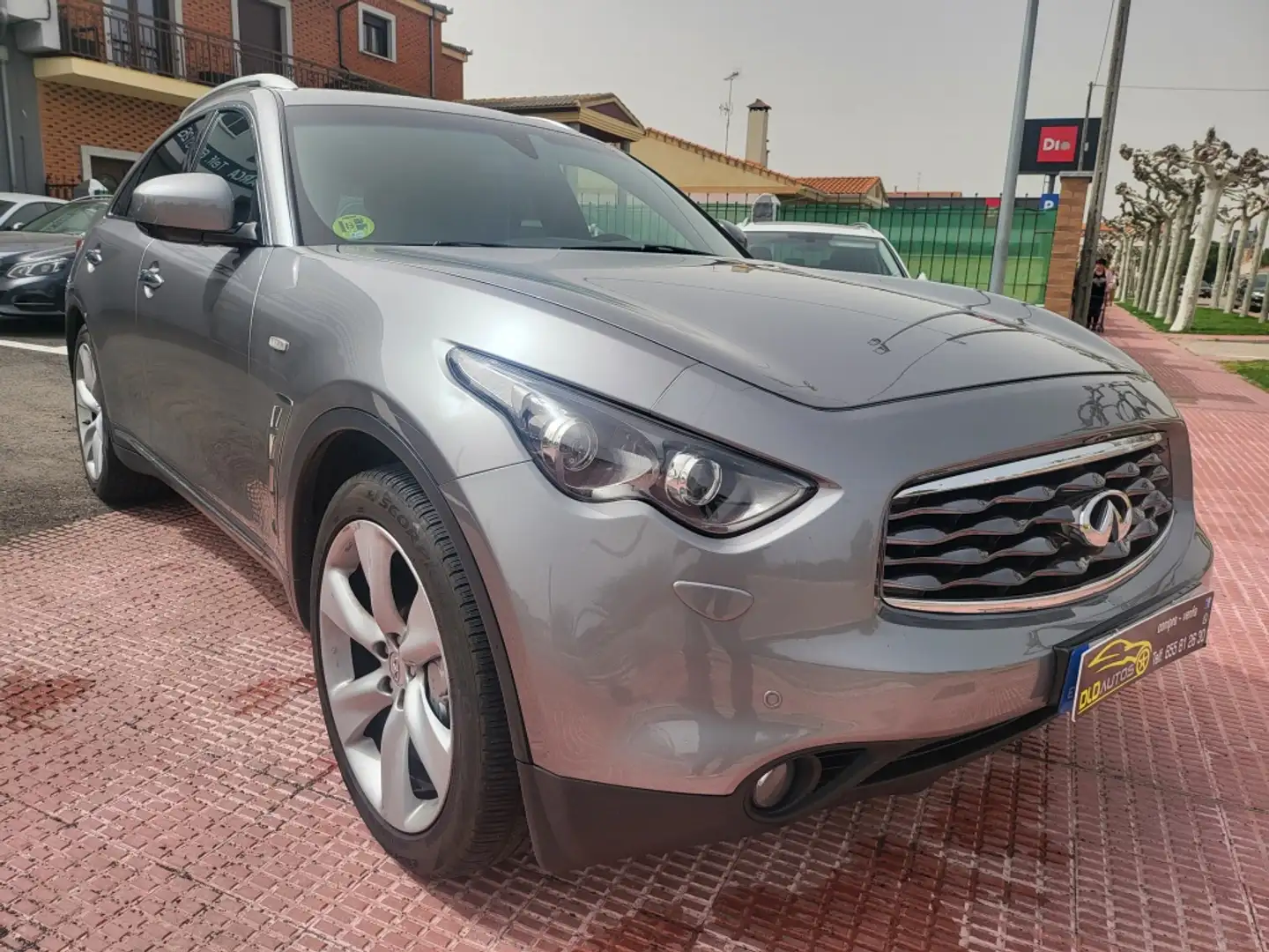 Infiniti FX 30d S Premium Aut. siva - 1