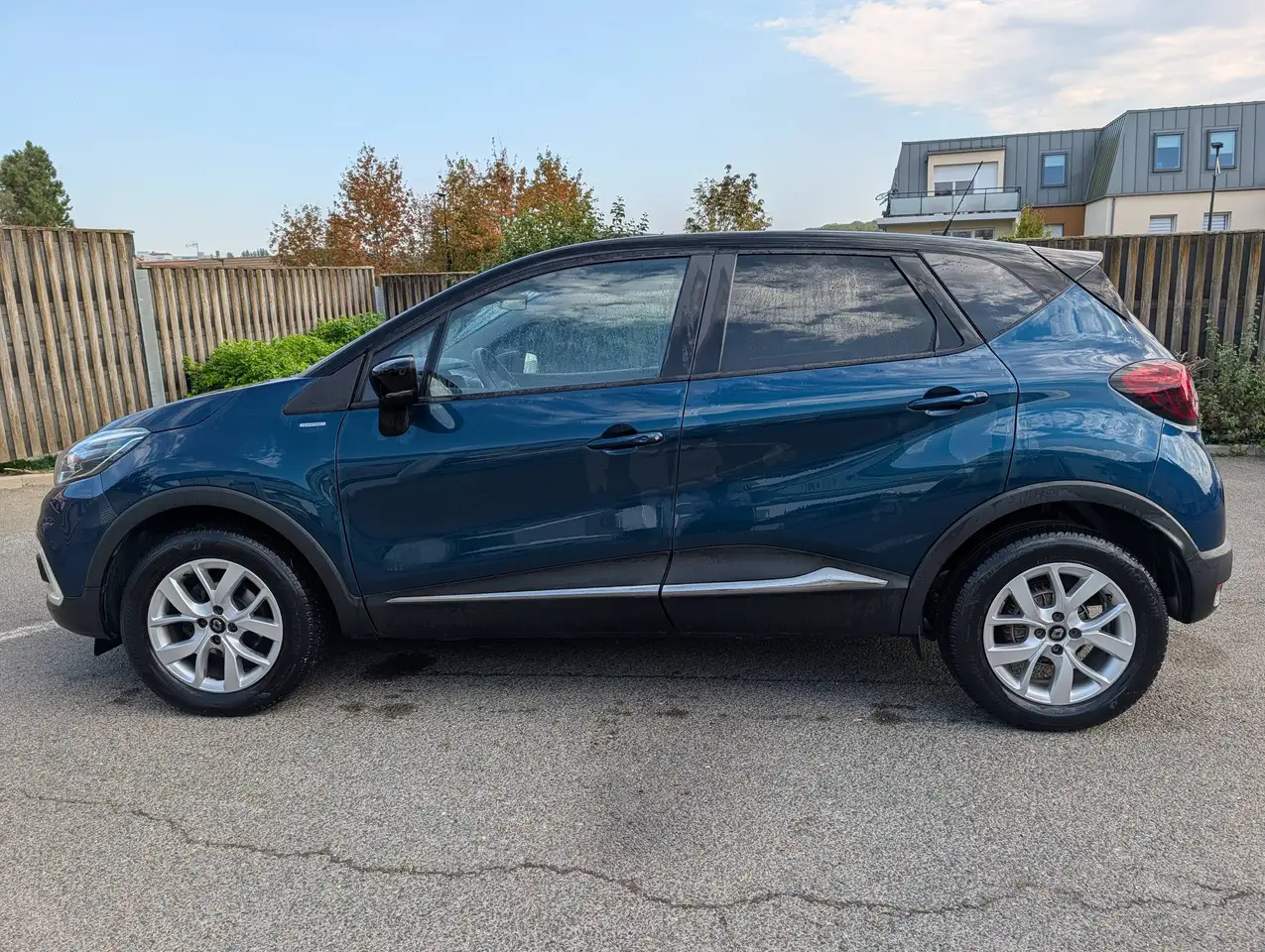 Renault Captur — photo 6
